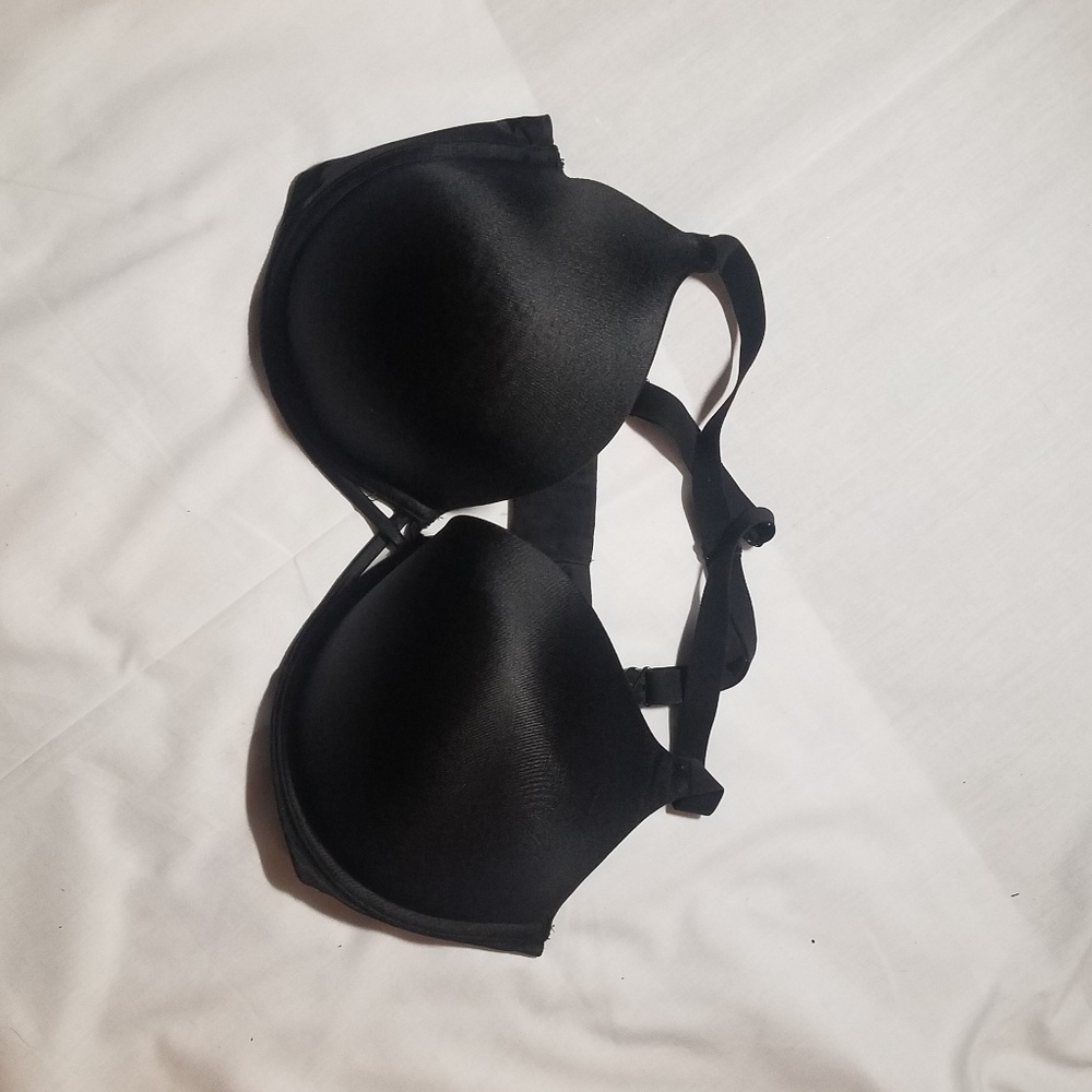 Maidenform Black Rotating Strap Pushup Bra